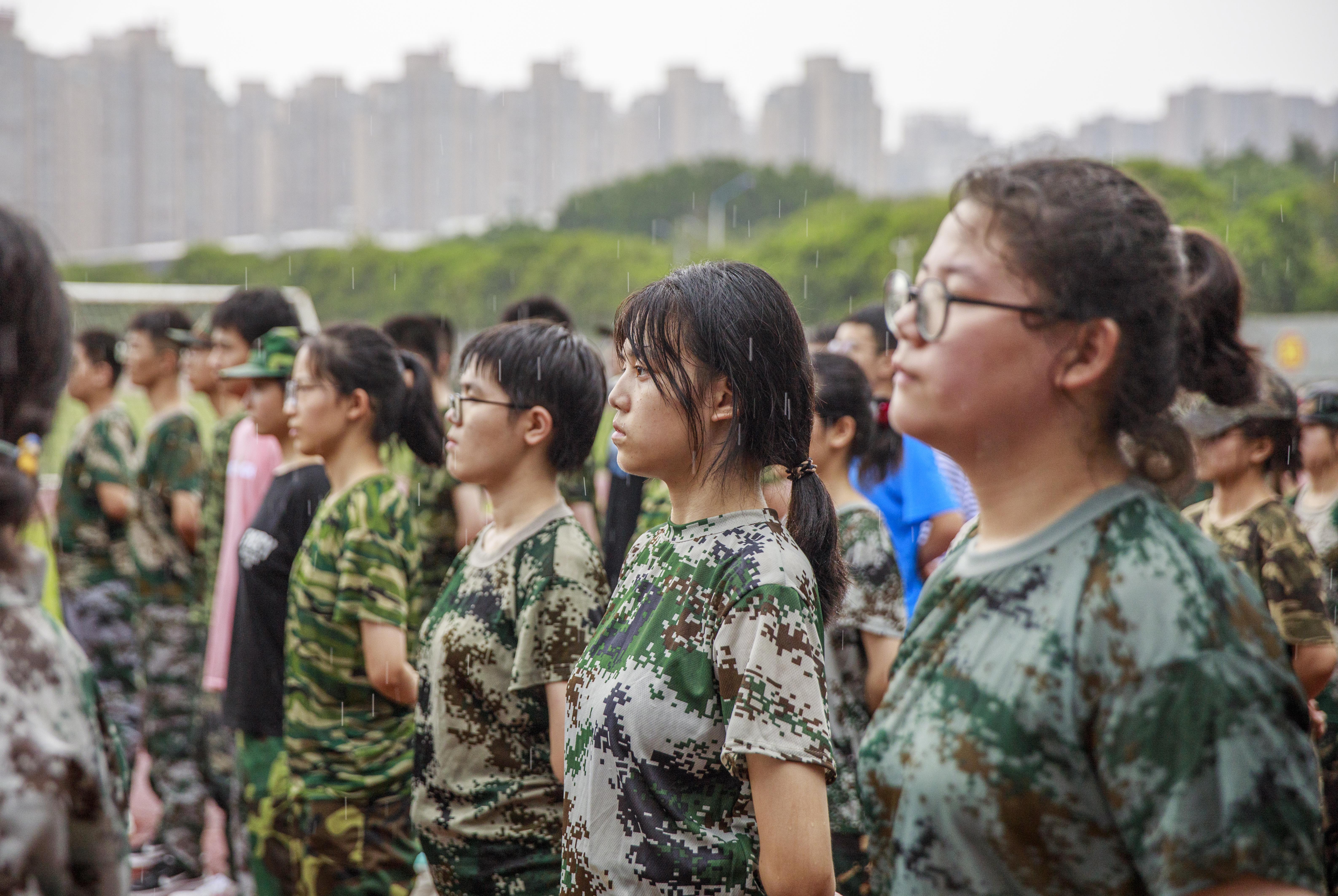 漯河五高校服图片