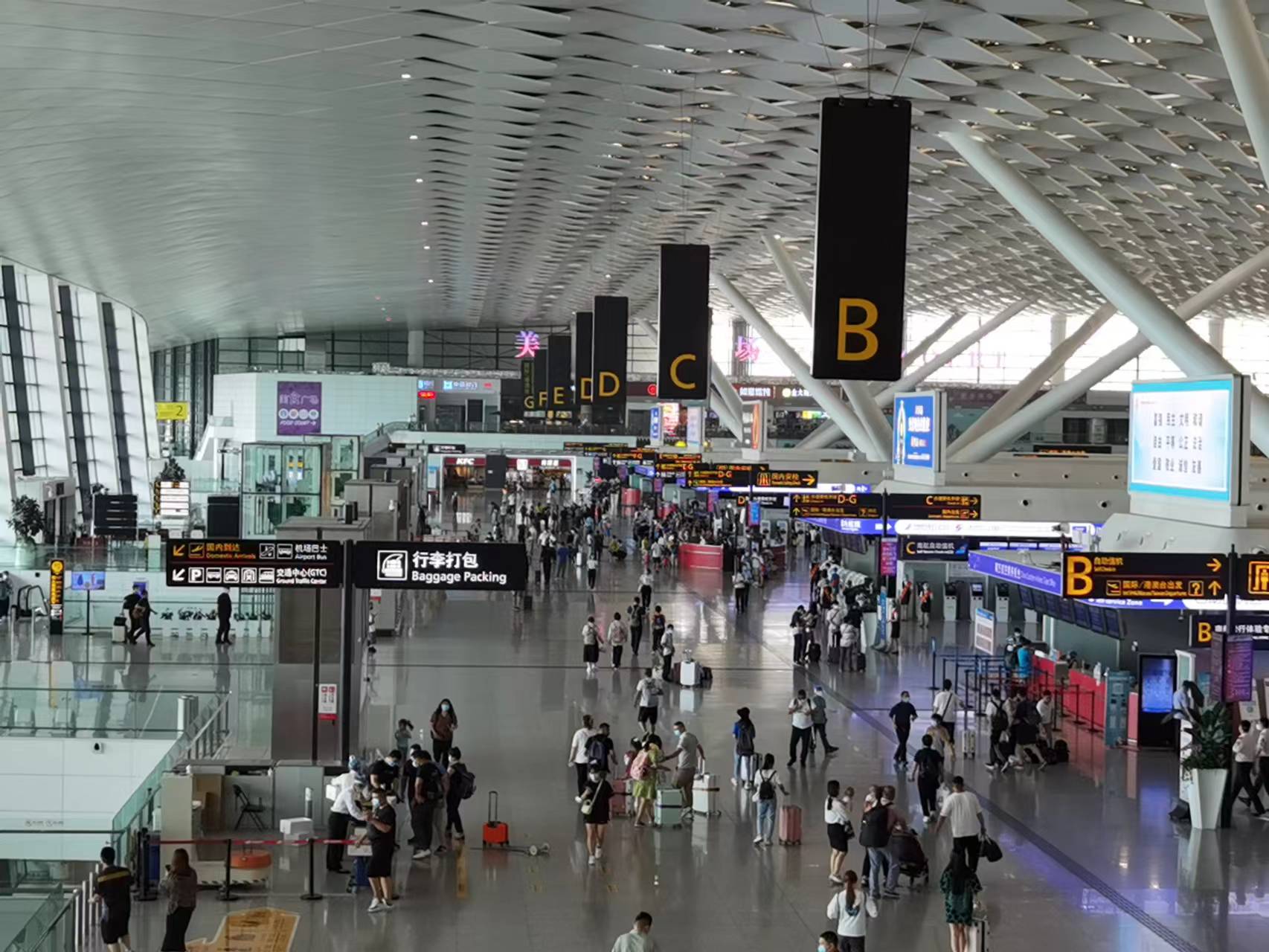 暑运结束 郑州机场新增一批航线