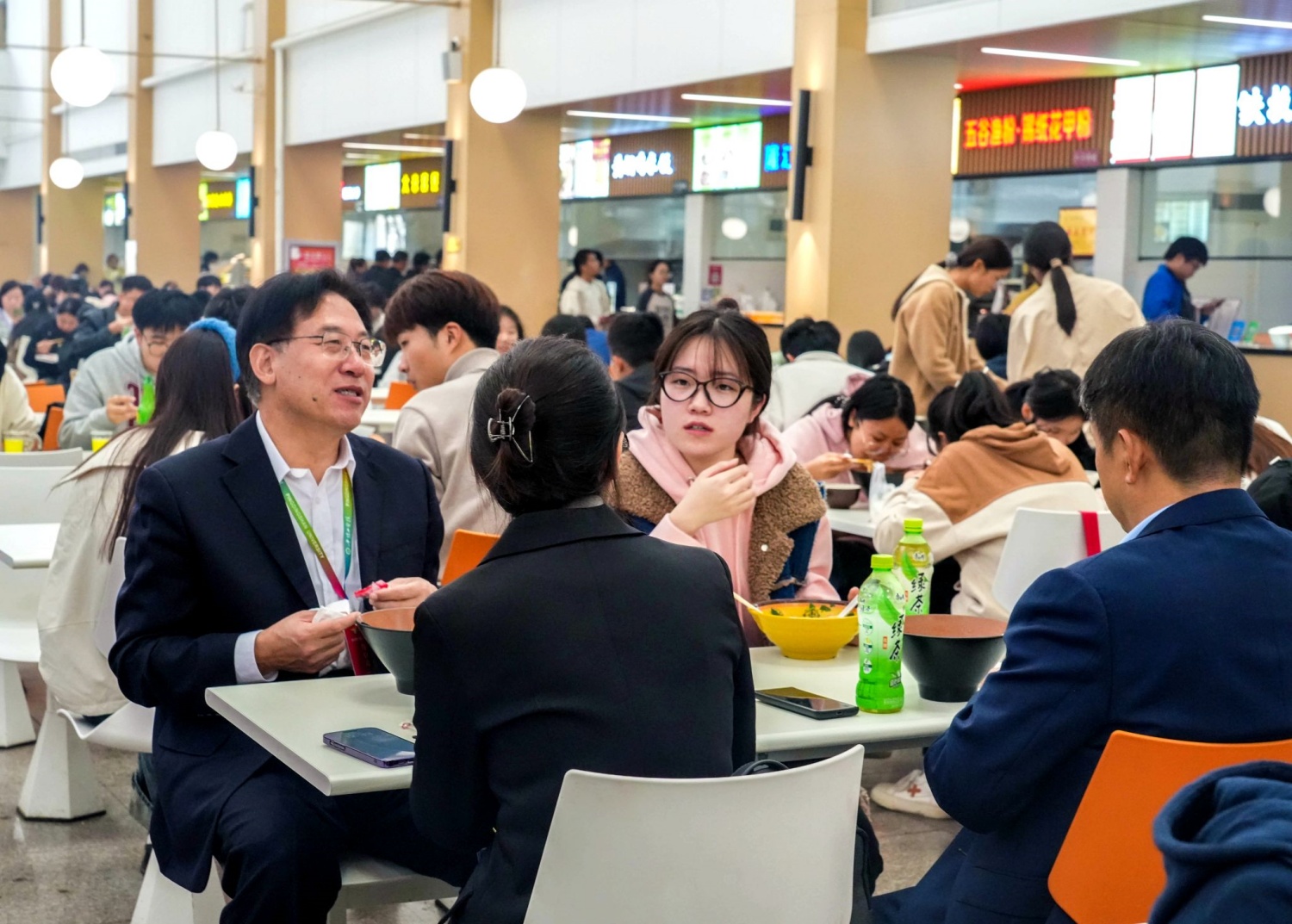 专家与学生共进午餐（蔡秦瑄） (1).jpg