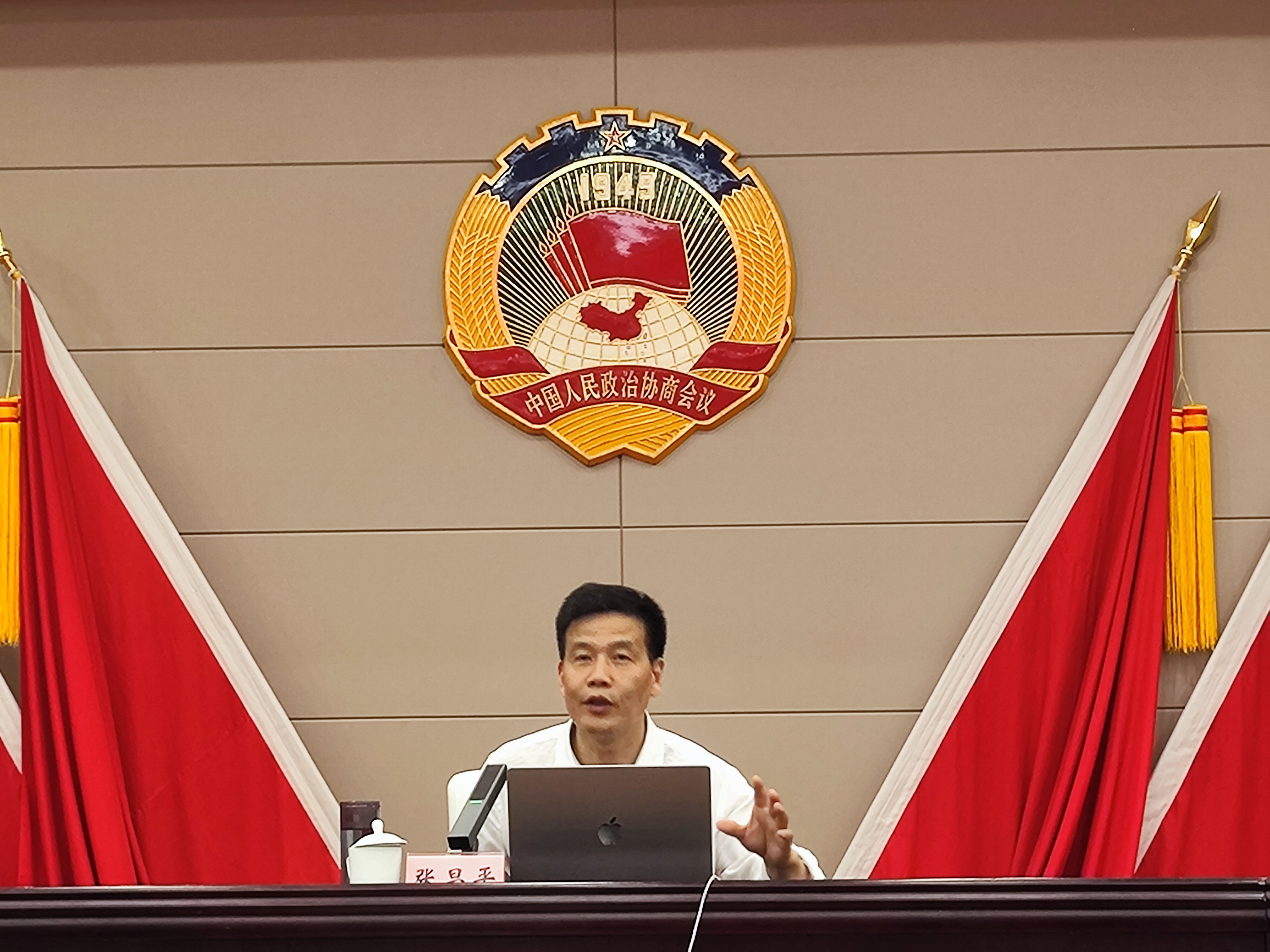 讲座2.jpg