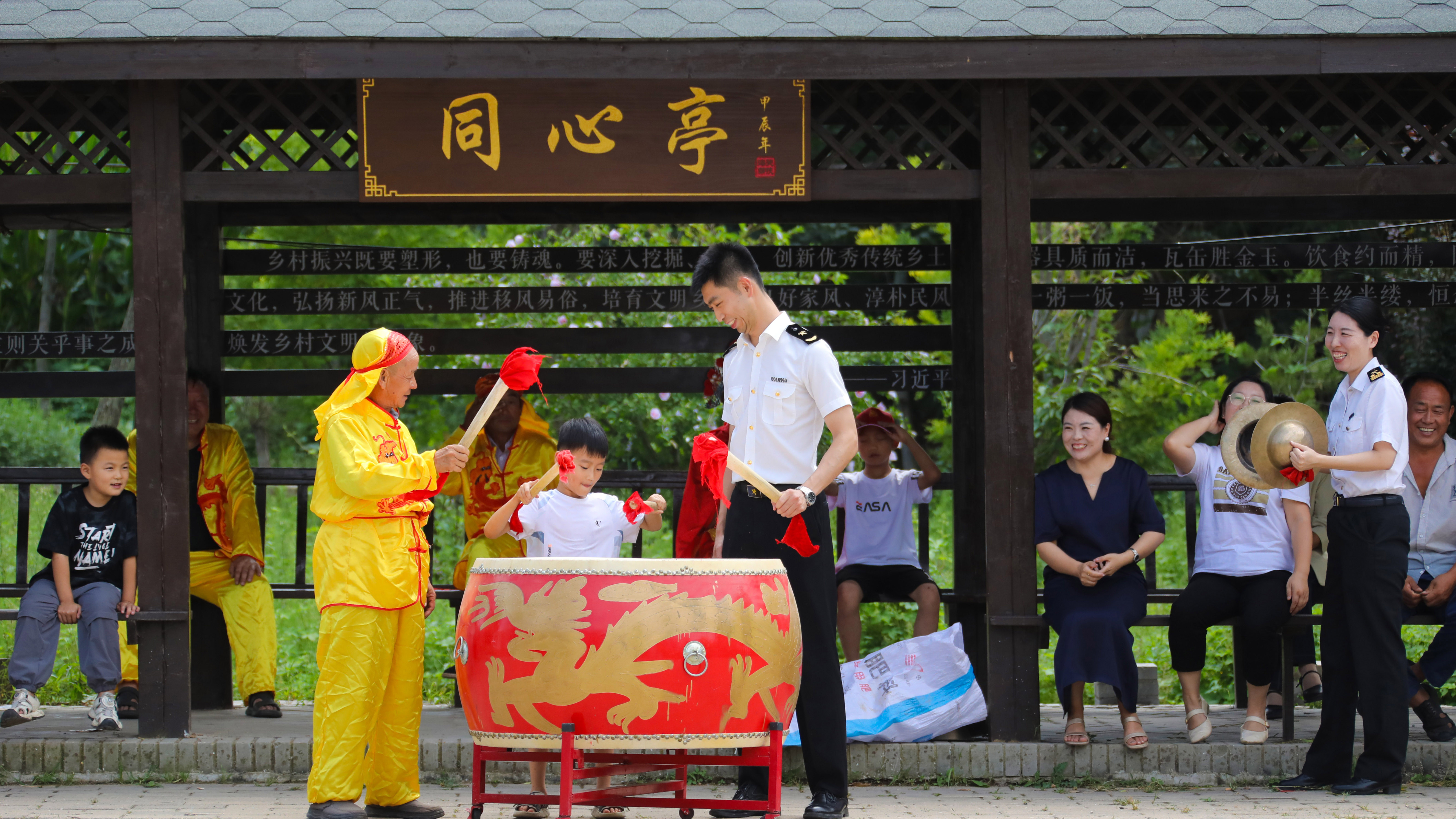 6401806102815689 文化廣場上的熱鬧鼓韻時光.jpg