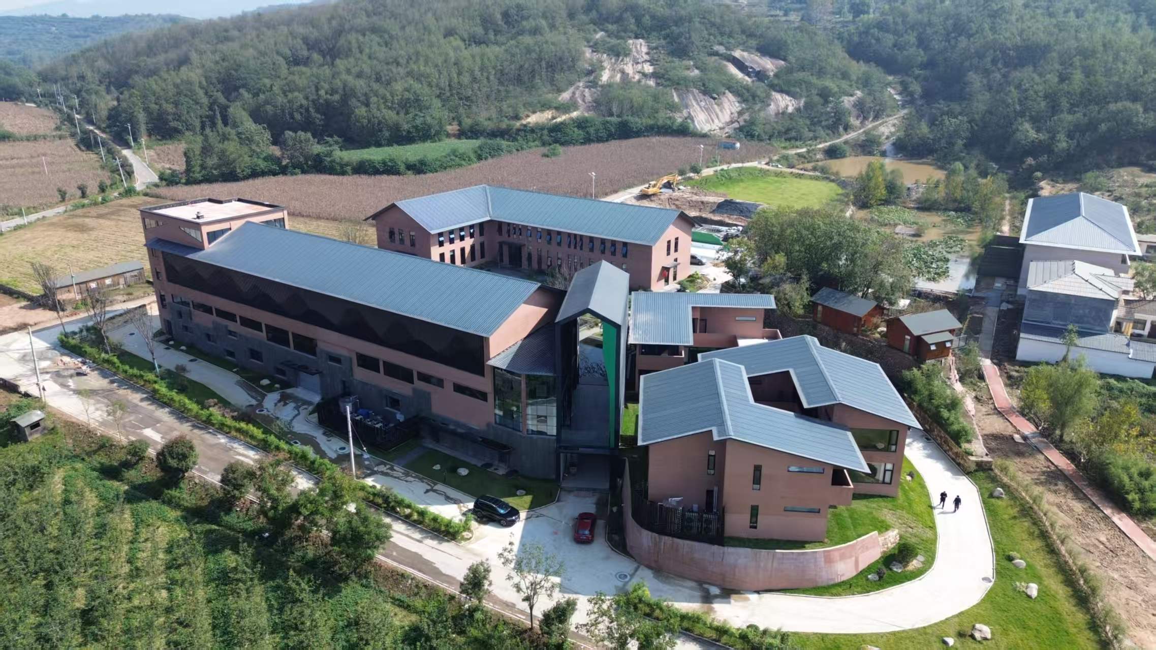 8735125474497563 fe09356cc61b8bf6ff09c918ff3e626.jpg