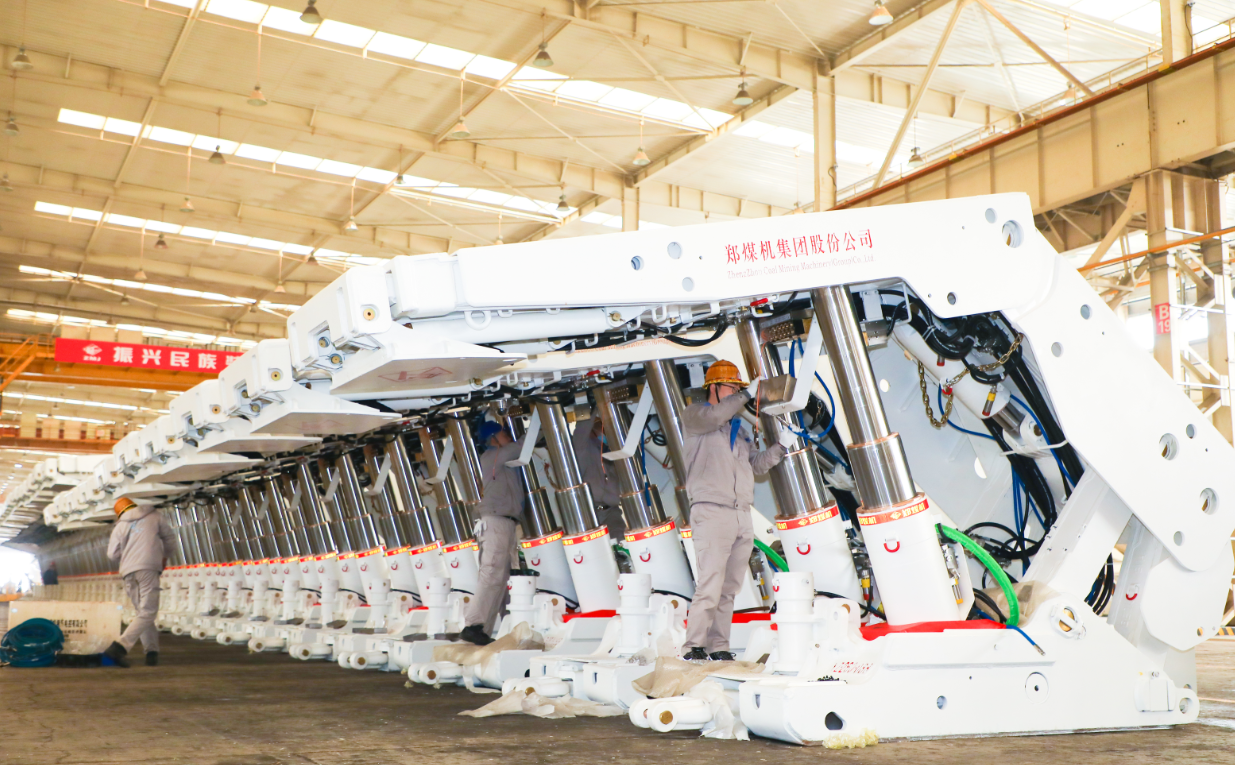 央媒观豫 | 聚链成群、创新突围，看郑州如何锻造现代化产业体系