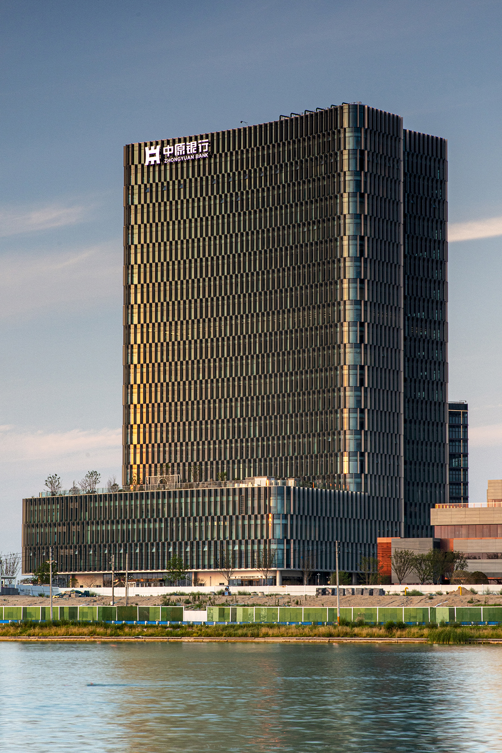 2564077712267557 138219b5b2d88abec951122785698b4f.jpg